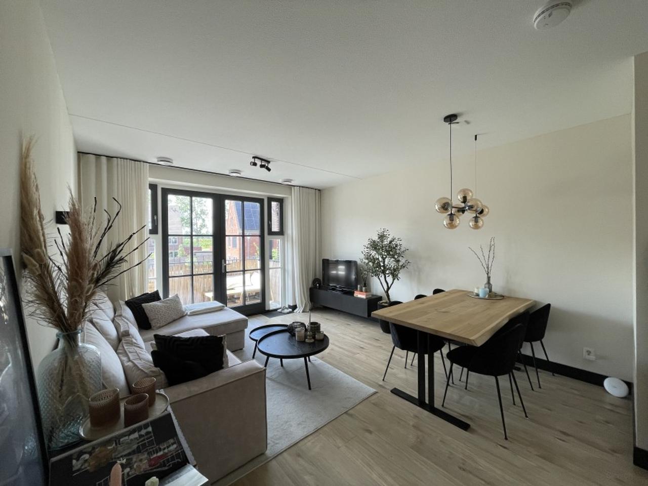 72 m² gelijkvloers wonen met zonnig terras - Afbeelding 2