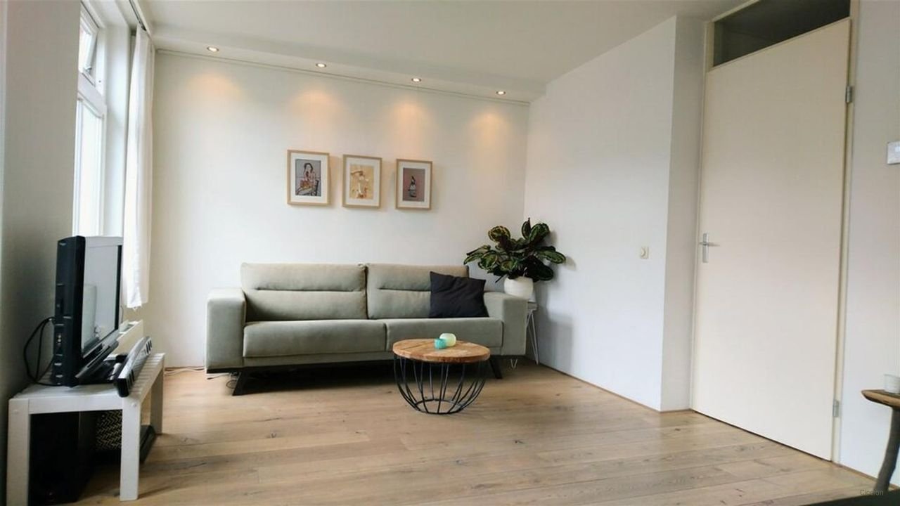 Licht 3-kamer appartement in De Pijp - Afbeelding 3