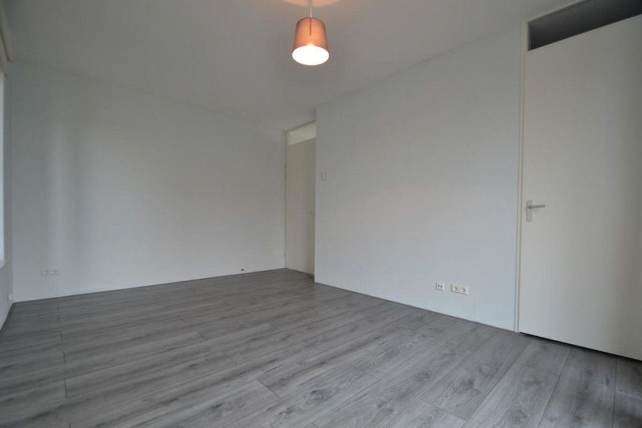 Hoekappartement met zonnig terras - Afbeelding 11