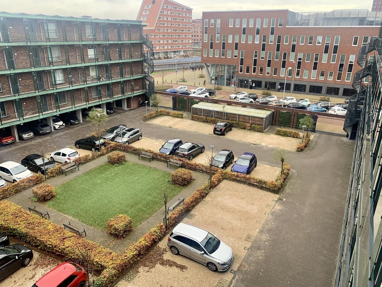 Hoekappartement met zonnig terras - Afbeelding 15