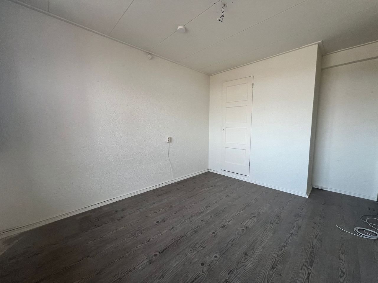 Woning voor 3 studenten met balkon en woonkamer - Afbeelding 5