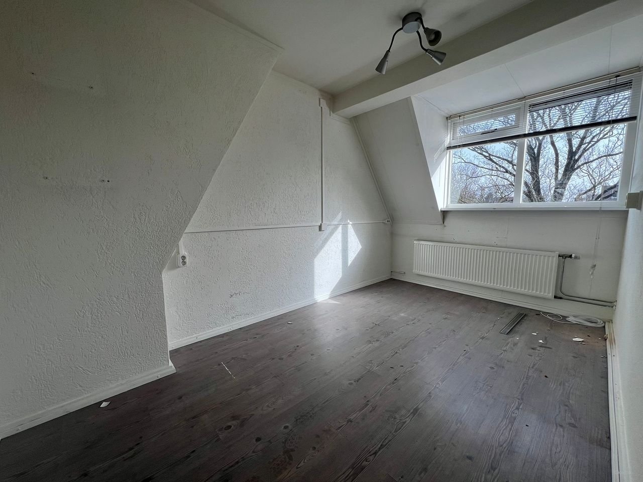 Woning voor 3 studenten met balkon en woonkamer - Afbeelding 6