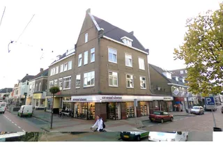 Appartement met balkon in centrum Velp