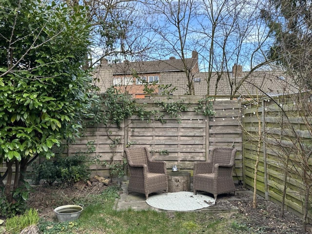 Furnished end-of-terrace house with garden in Mariaberg - Image 32