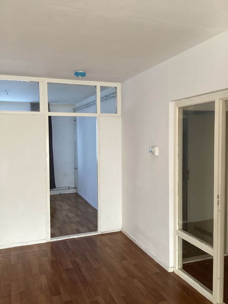 Ruime vierkamerwoning met twee balkons - Afbeelding 3