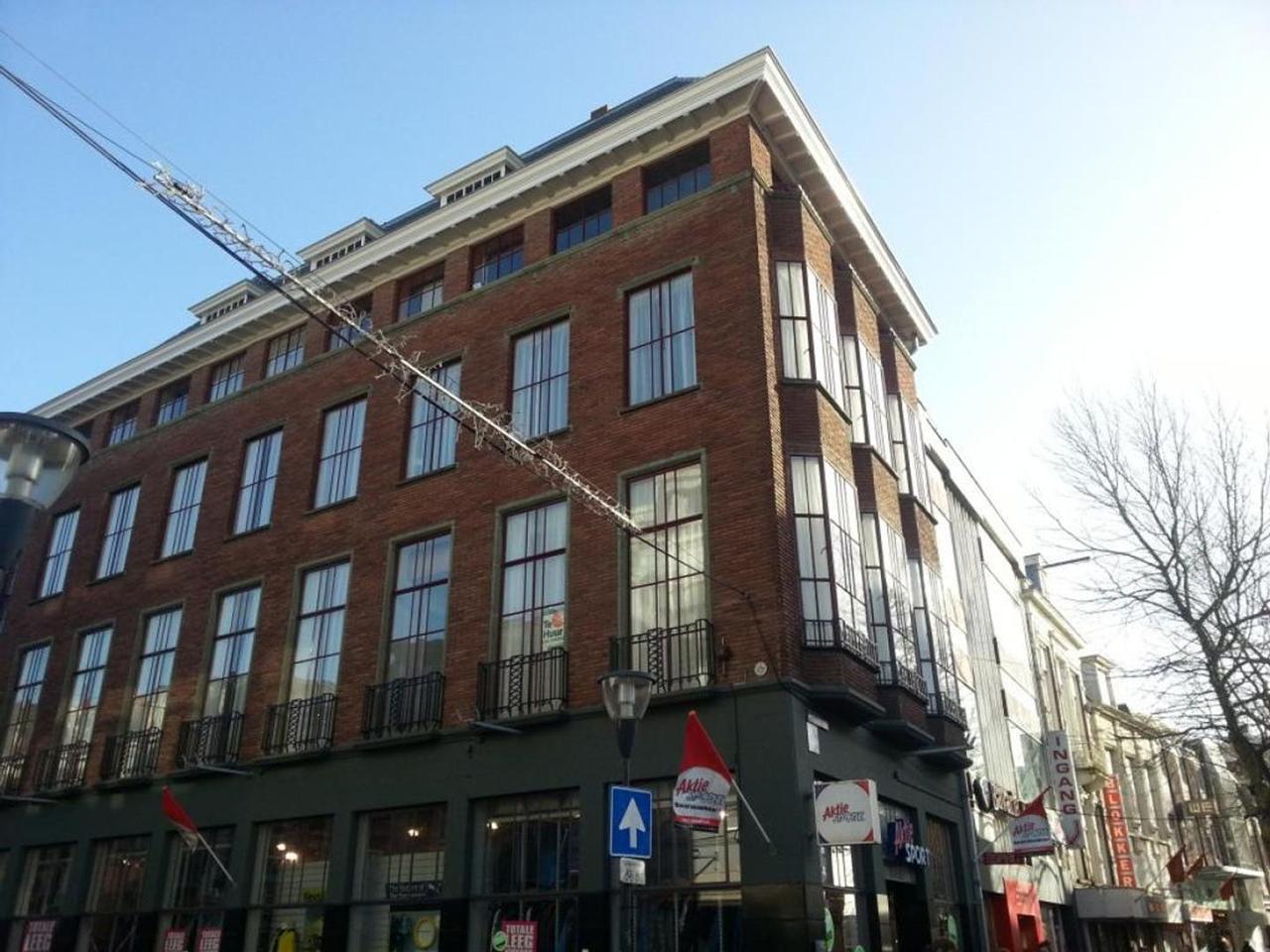 Bright 1-bedroom apartment on the Nieuwestad - Image 1