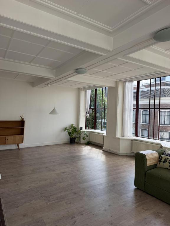 Bright 1-bedroom apartment on the Nieuwestad - Image 4