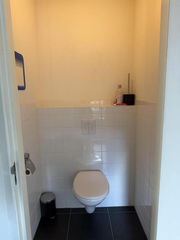 Bright 1-bedroom apartment on the Nieuwestad - Image 7