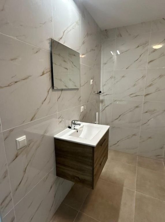 Gerenoveerd appartement van 115 m² in Hillesluis - Afbeelding 10