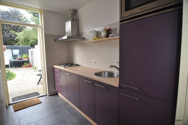 Fijne kamer (14m²) in meidenhuis Belcrum - Afbeelding 4