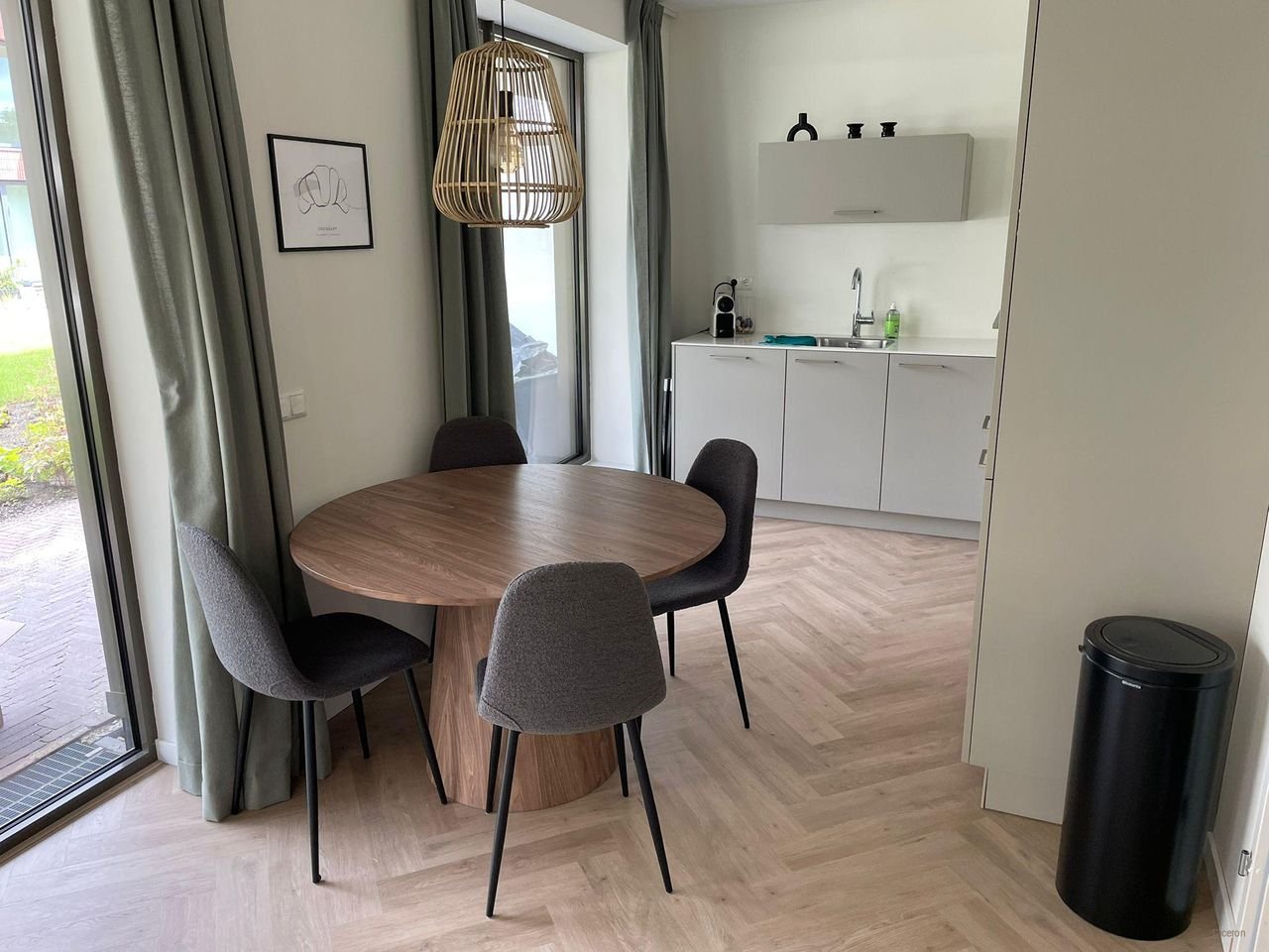 Nieuw gemeubileerd appartement Startbaan - Afbeelding 4