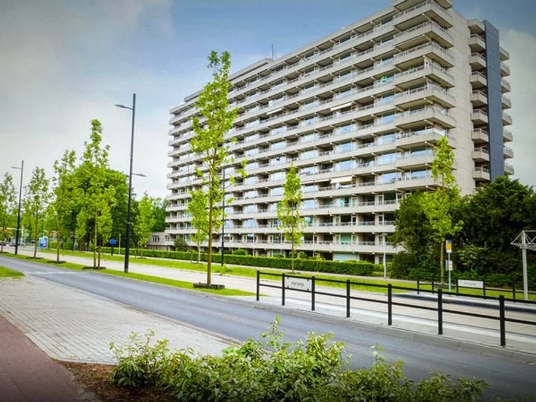 Comfortable 55+ living near Genneper Parken - Image 1