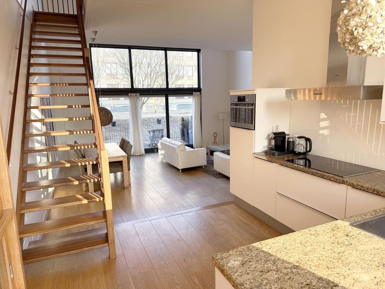 Bright house with mezzanine in Almere Poort - Image 5