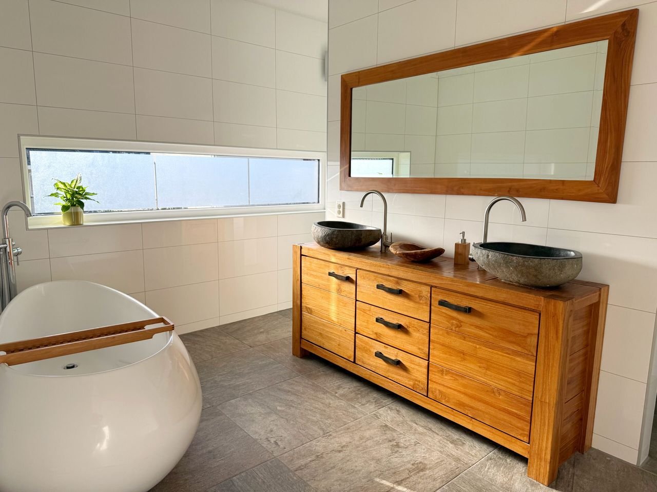 Bright house with mezzanine in Almere Poort - Image 19