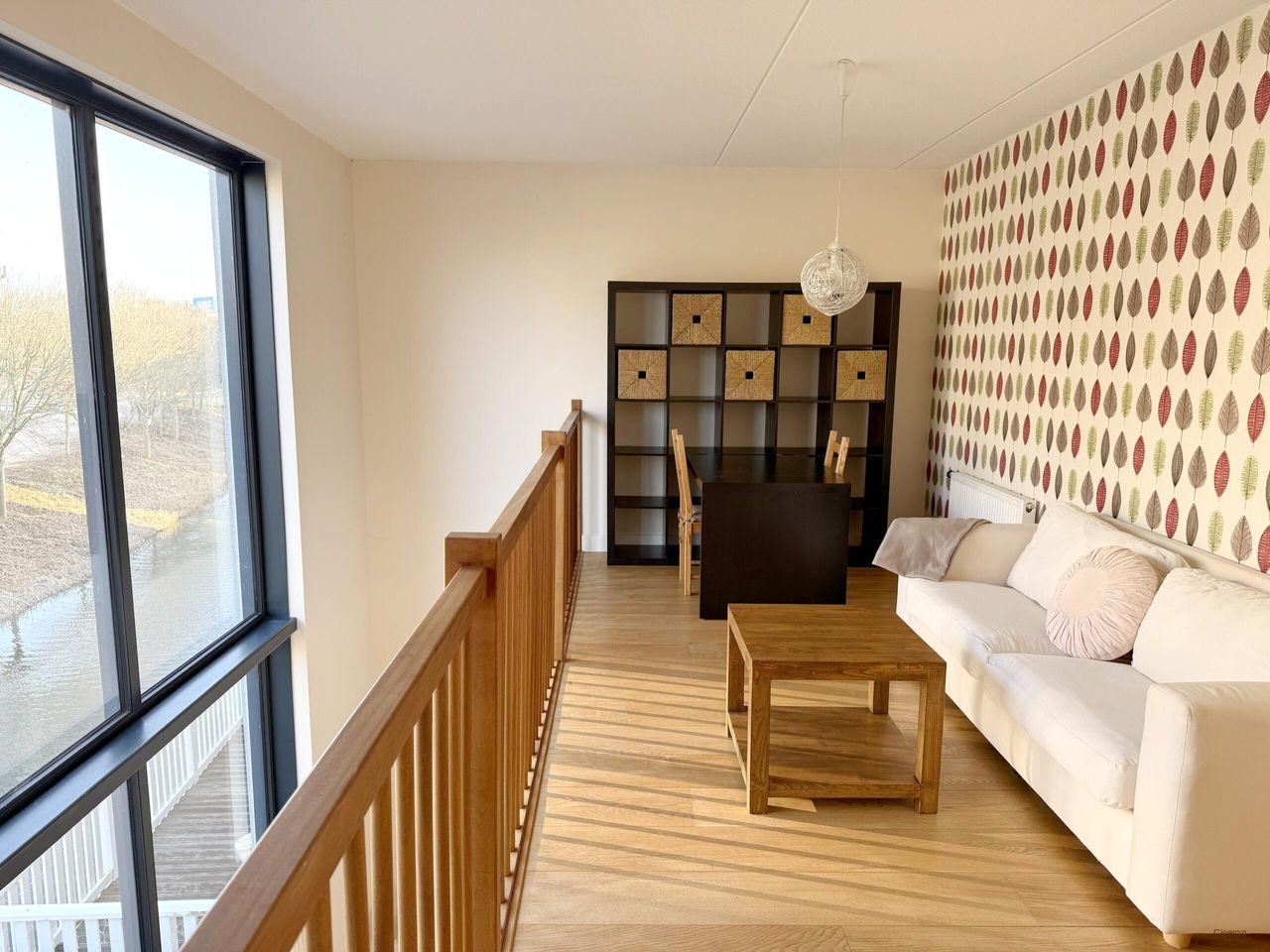 Bright house with mezzanine in Almere Poort - Image 13