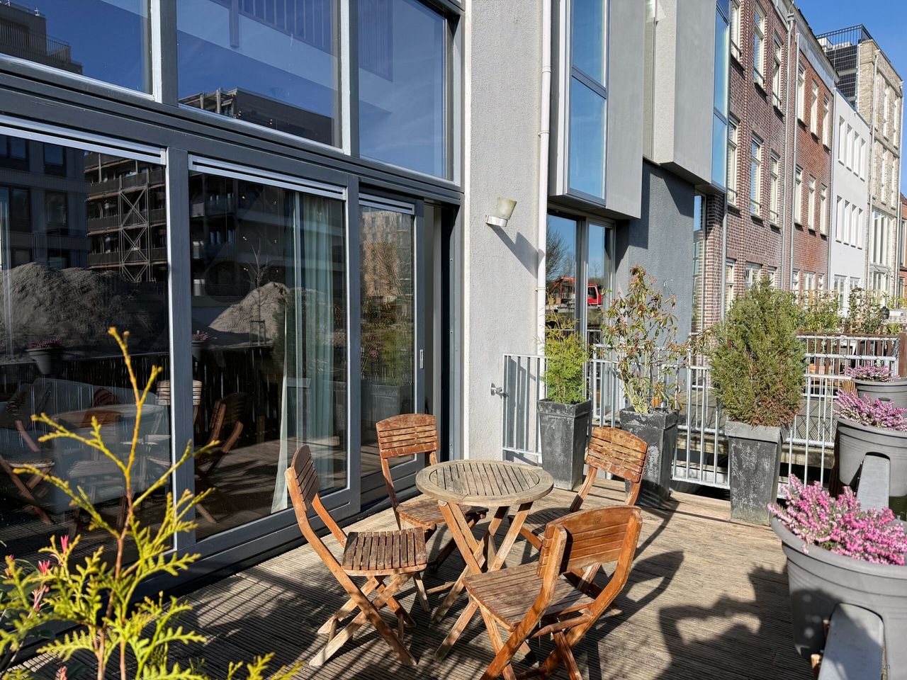 Bright house with mezzanine in Almere Poort - Image 12