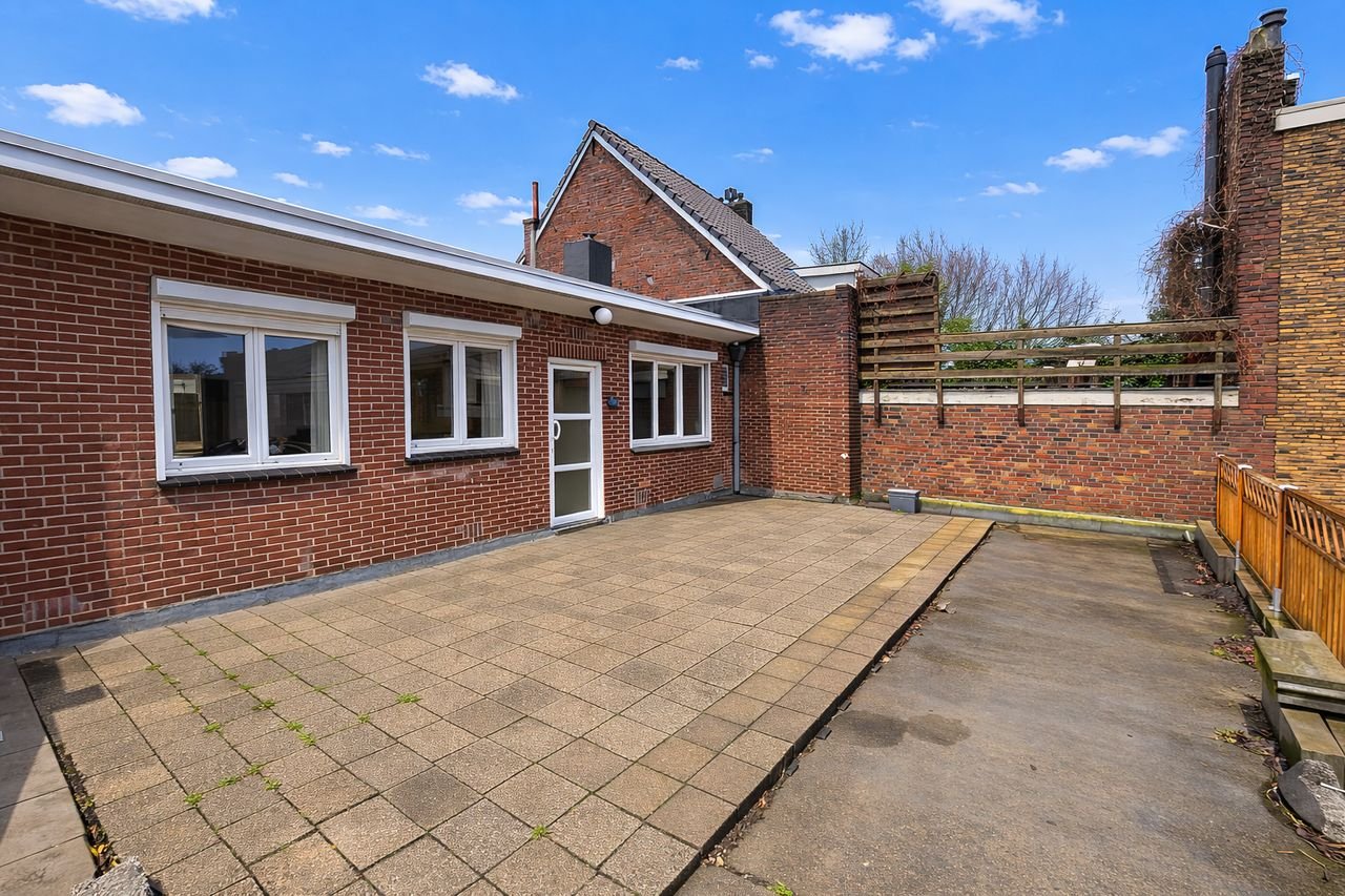 Licht appartement met groot dakterras - Afbeelding 2