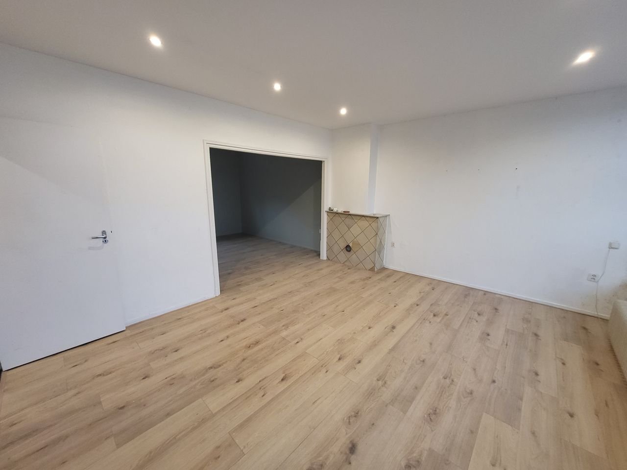 Licht appartement met groot dakterras - Afbeelding 7