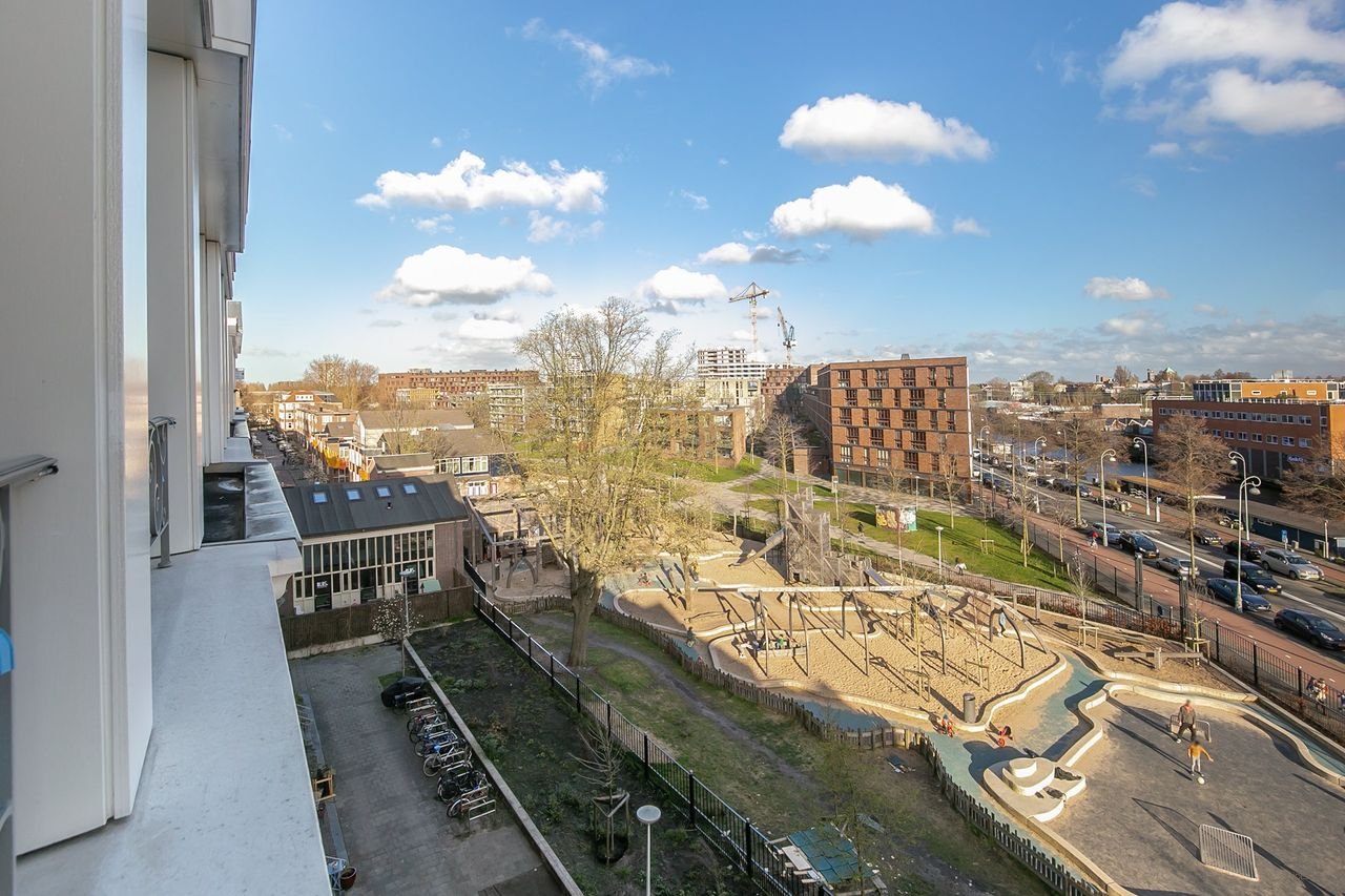 Licht appartement in de Czaar Peterbuurt - Afbeelding 17