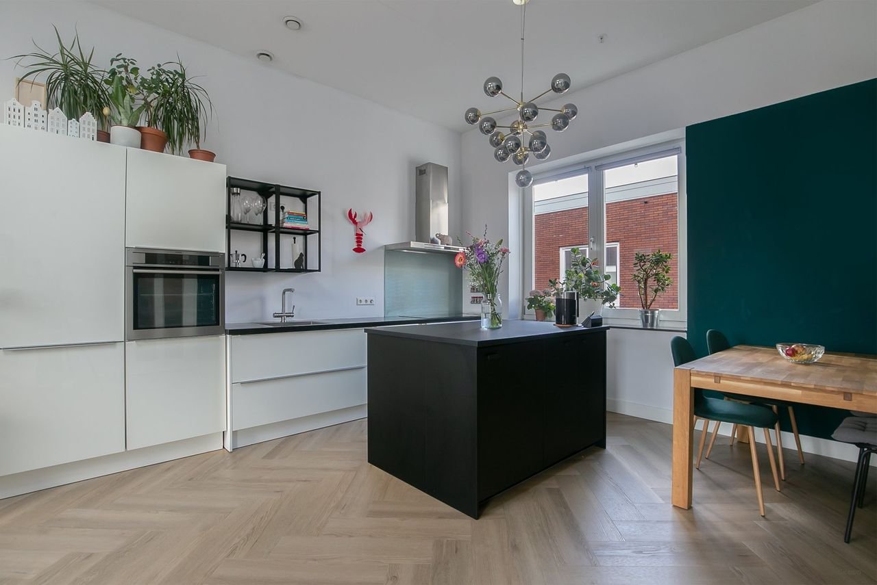 Licht appartement in de Czaar Peterbuurt - Afbeelding 5