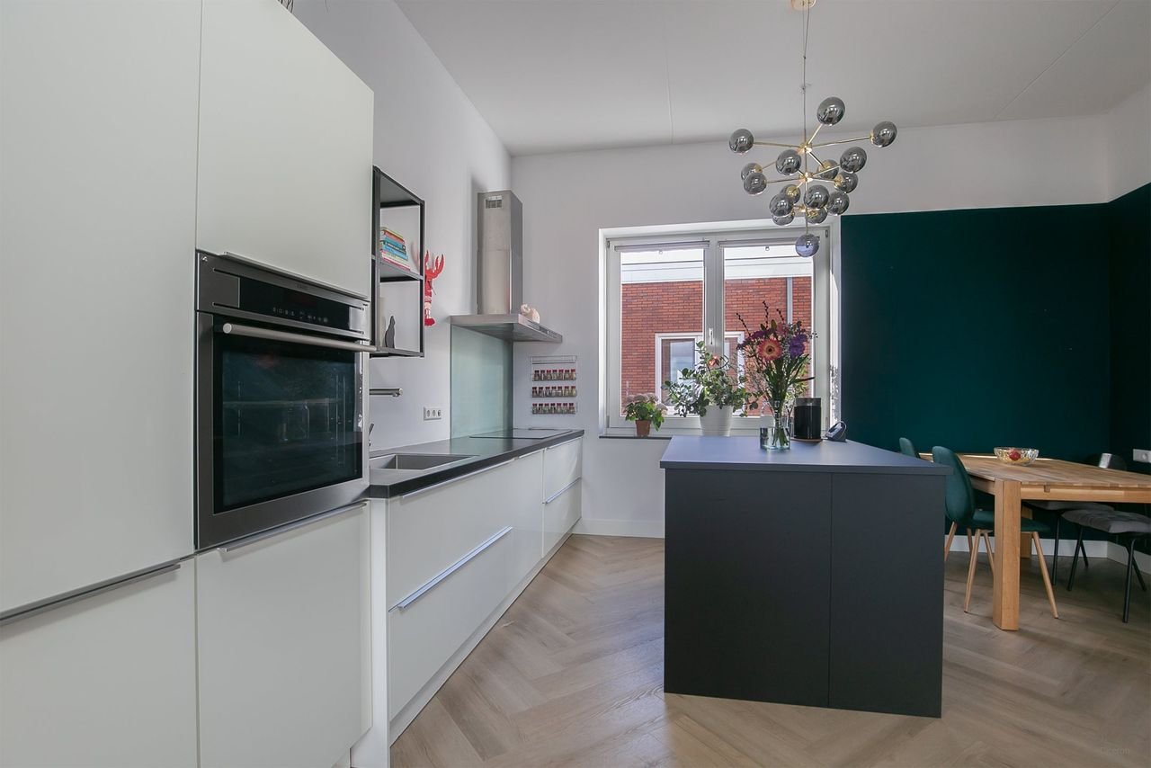 Licht appartement in de Czaar Peterbuurt - Afbeelding 9