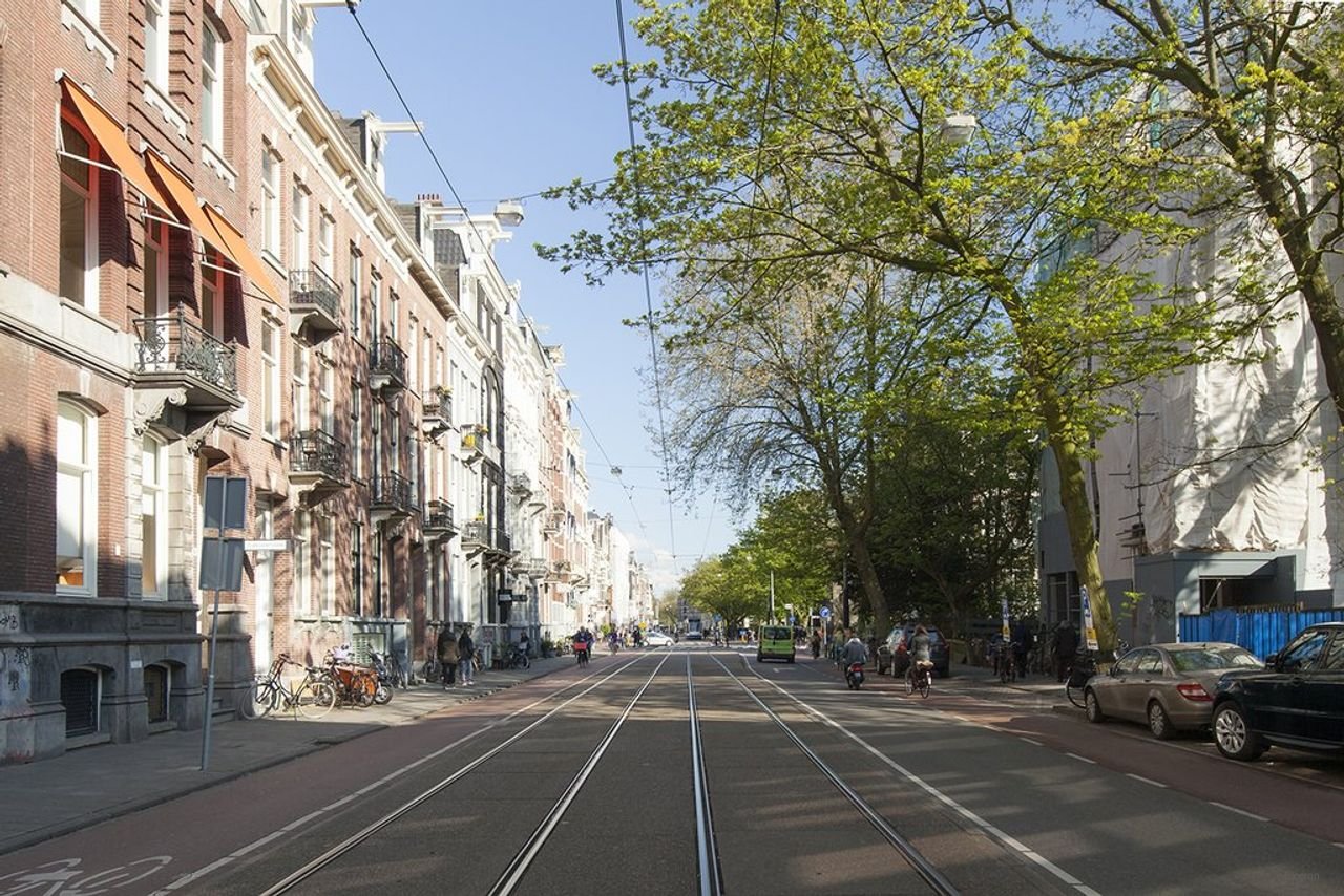 Gerenoveerd appartement met terras en Rijksmuseum-zicht - Afbeelding 19