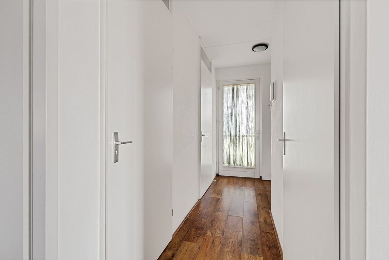 Licht hoekappartement met eigen parking - Afbeelding 14