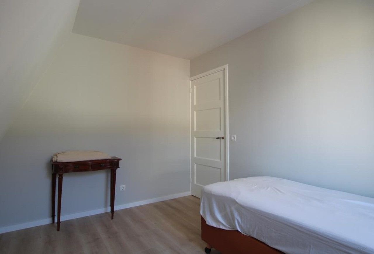 Renovated house with city garden in the heart of Terneuzen - Image 11