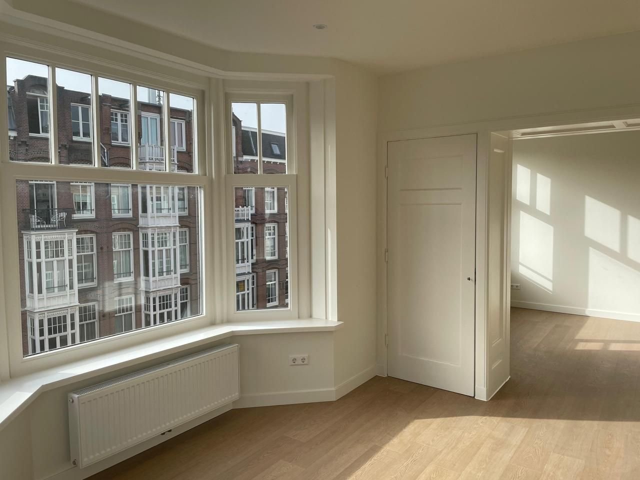 Gerenoveerd appartement in De Pijp (82m²) - Afbeelding 2