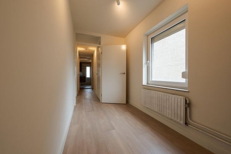 Fully renovated: 4 bedrooms & Energy Label A - Image 30