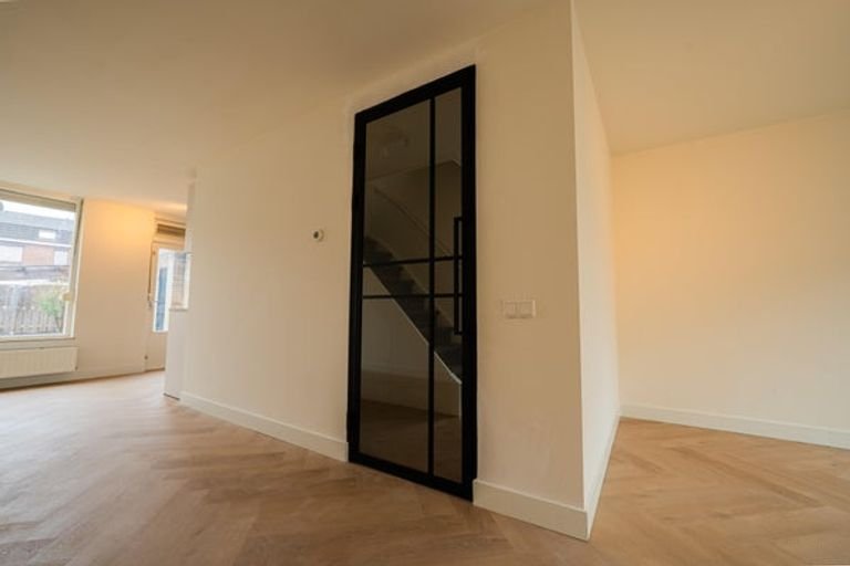 Fully renovated: 4 bedrooms & Energy Label A - Image 9