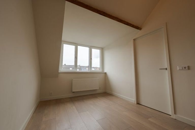 Fully renovated: 4 bedrooms & Energy Label A - Image 33