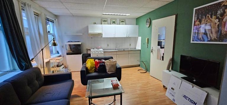 Kamer van 27 m2 in hartje Groningen - Afbeelding 1