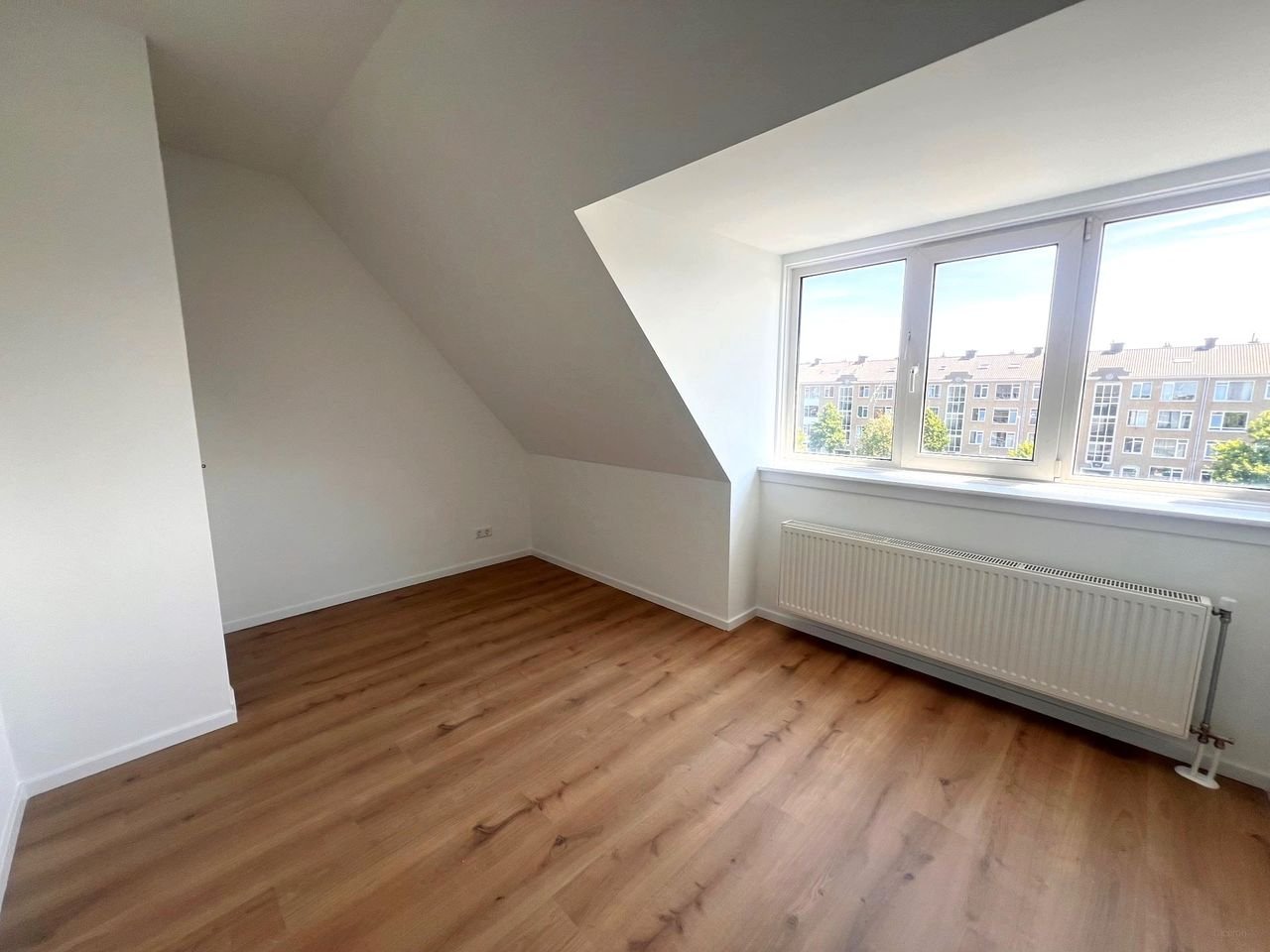 Gerenoveerd 5-kamerhuis in Leyenburg - Afbeelding 13