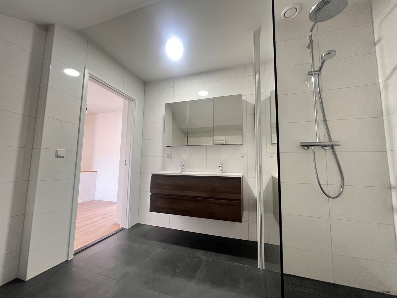 Gerenoveerd 5-kamerhuis in Leyenburg - Afbeelding 17