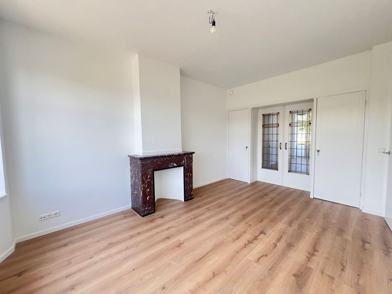 Gerenoveerd 5-kamerhuis in Leyenburg - Afbeelding 2