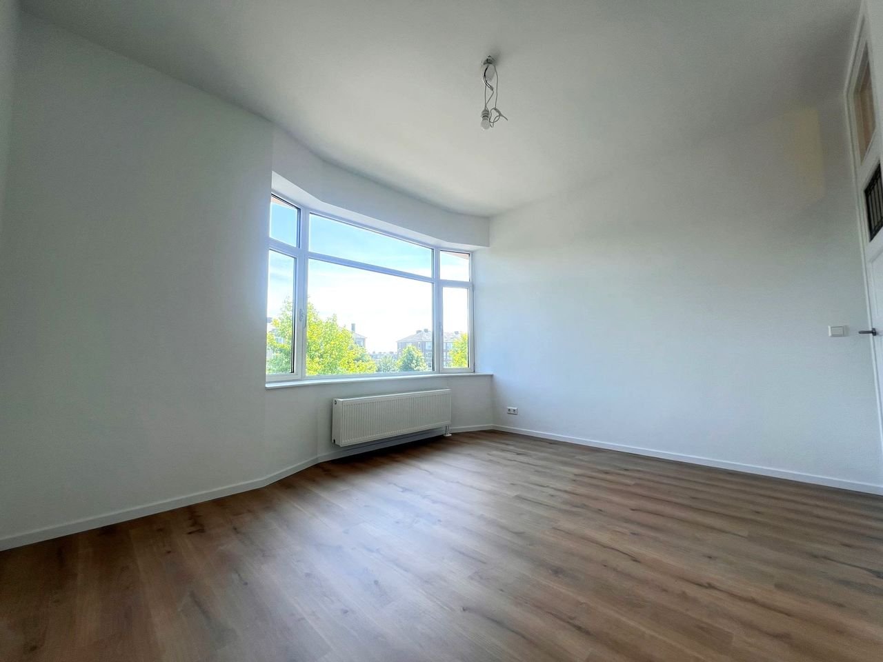 Gerenoveerd 5-kamerhuis in Leyenburg - Afbeelding 6