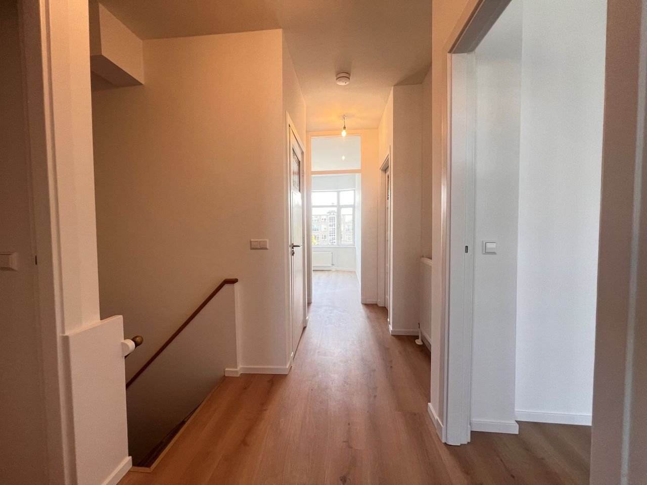 Gerenoveerd 5-kamerhuis in Leyenburg - Afbeelding 8