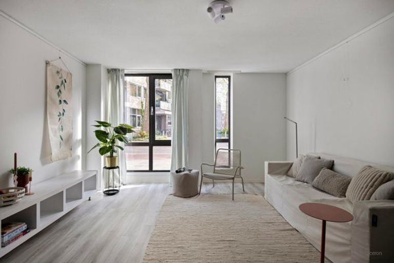 105 m² apartment in the heart of Den Bosch - Image 4