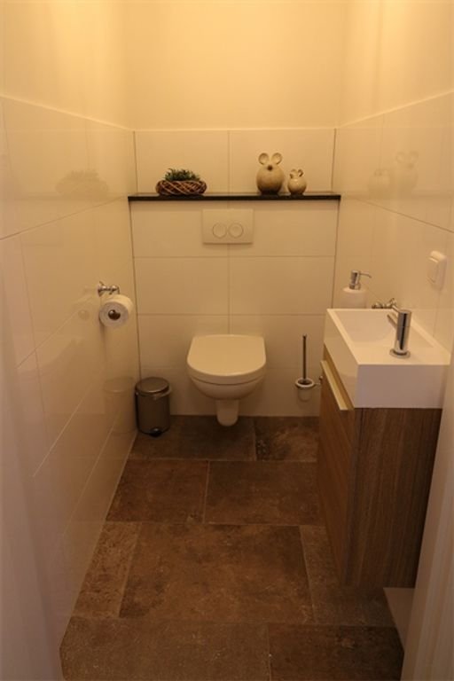 Modern furnished apartment surrounded by nature - Image 2