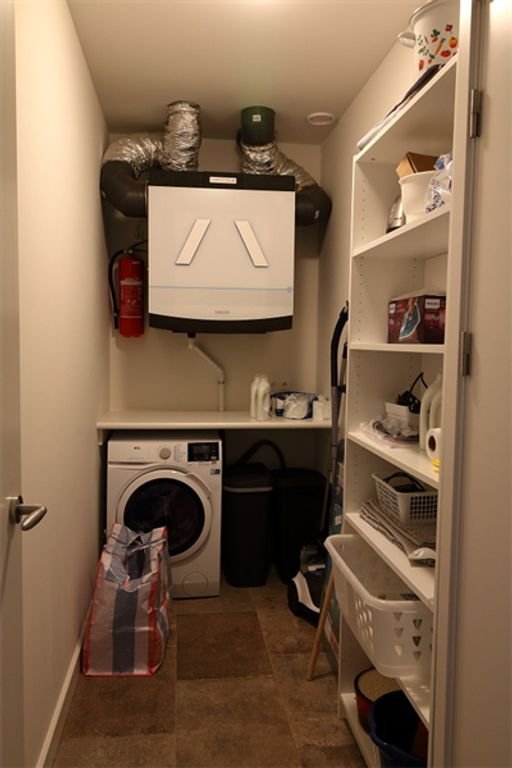 Modern furnished apartment surrounded by nature - Image 3