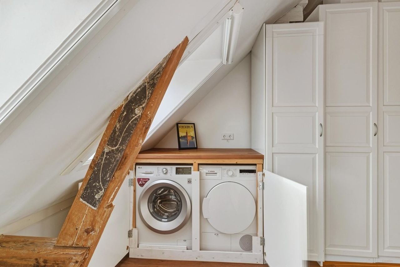 Renovated house with sunny garden in Oudwijk - Image 26