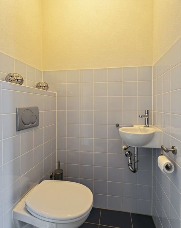 Bright Paleiskwartier apartment with private parking space - Image 9