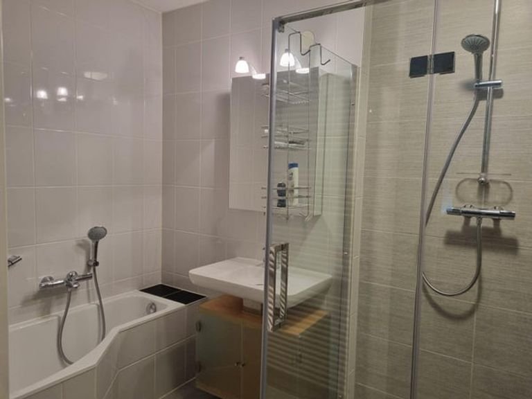 Royaal appartement met stadsgezicht - Afbeelding 11