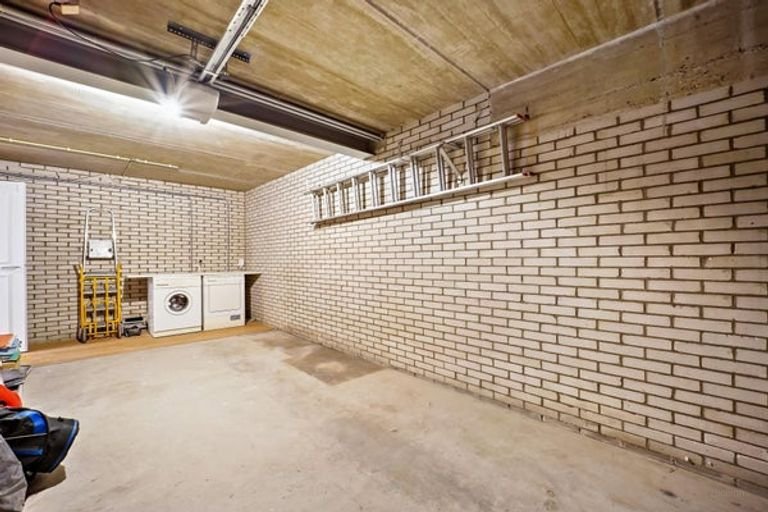 Renovated villa near the sea - Image 43