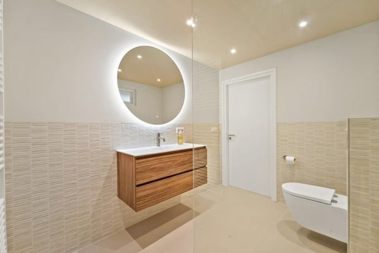 Renovated villa near the sea - Image 13