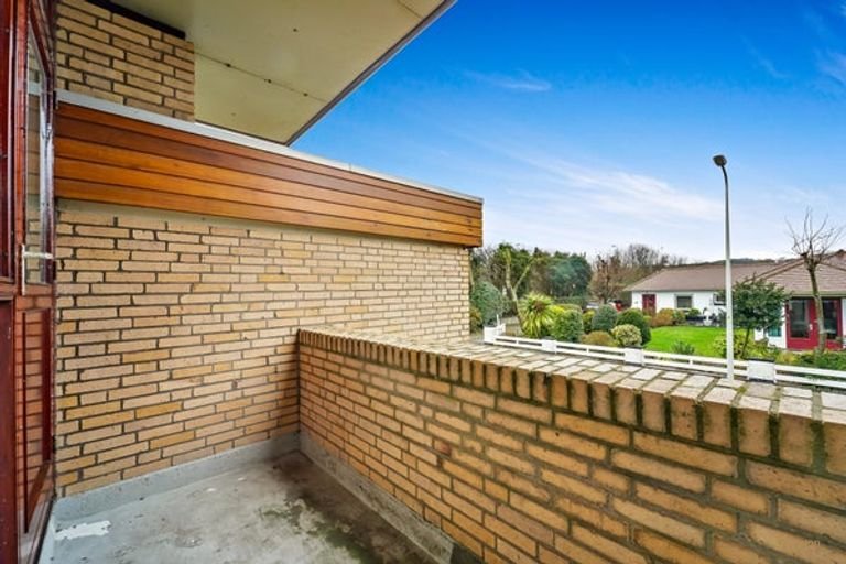 Renovated villa near the sea - Image 33