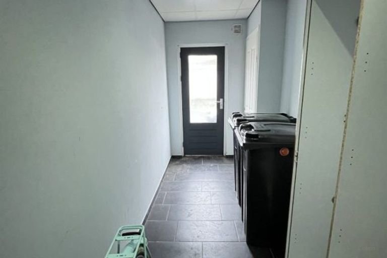 Renovated ground-floor apartment with energy label A - Image 14