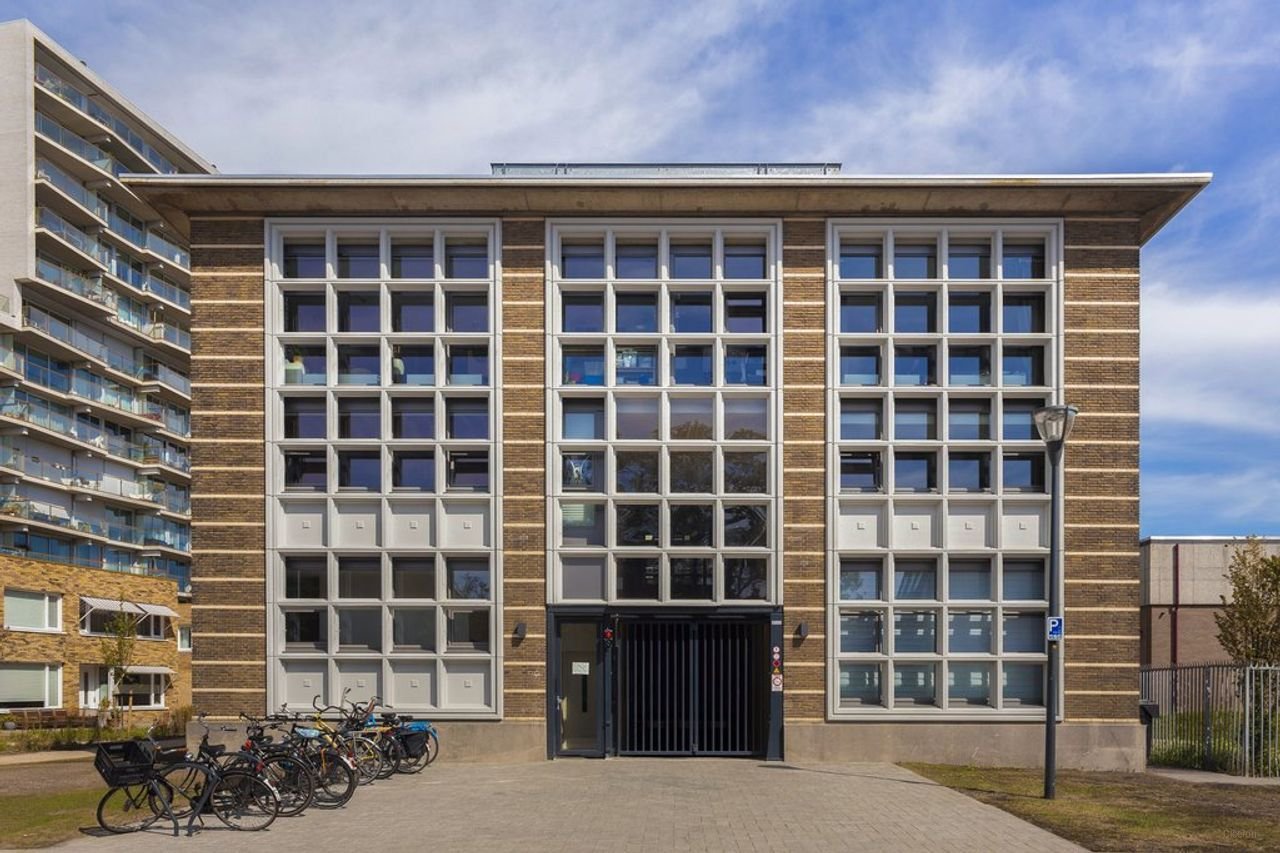 Industrial loft (131 m²) with roof terrace - Image 8