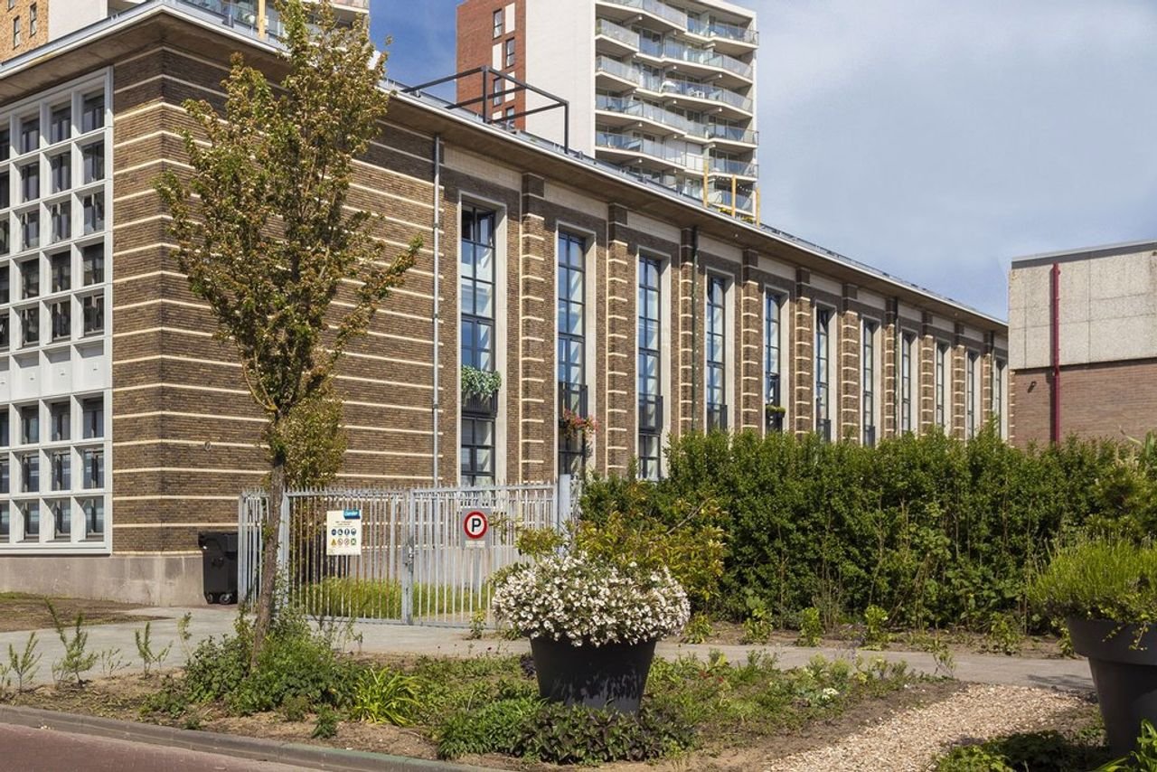 Industrial loft (131 m²) with roof terrace - Image 31